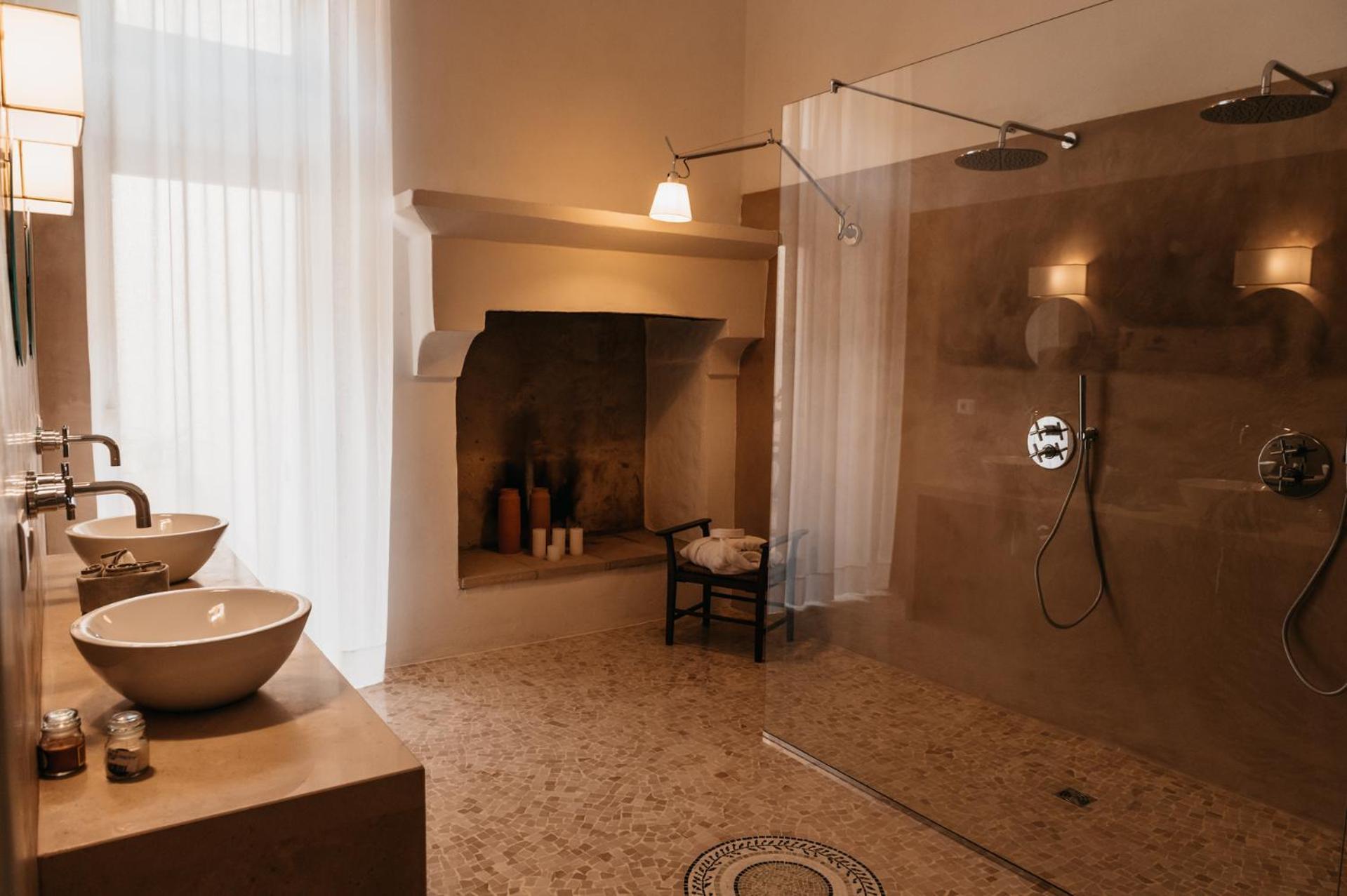 Palazzo Pati Hotel Tiggiano Eksteriør billede