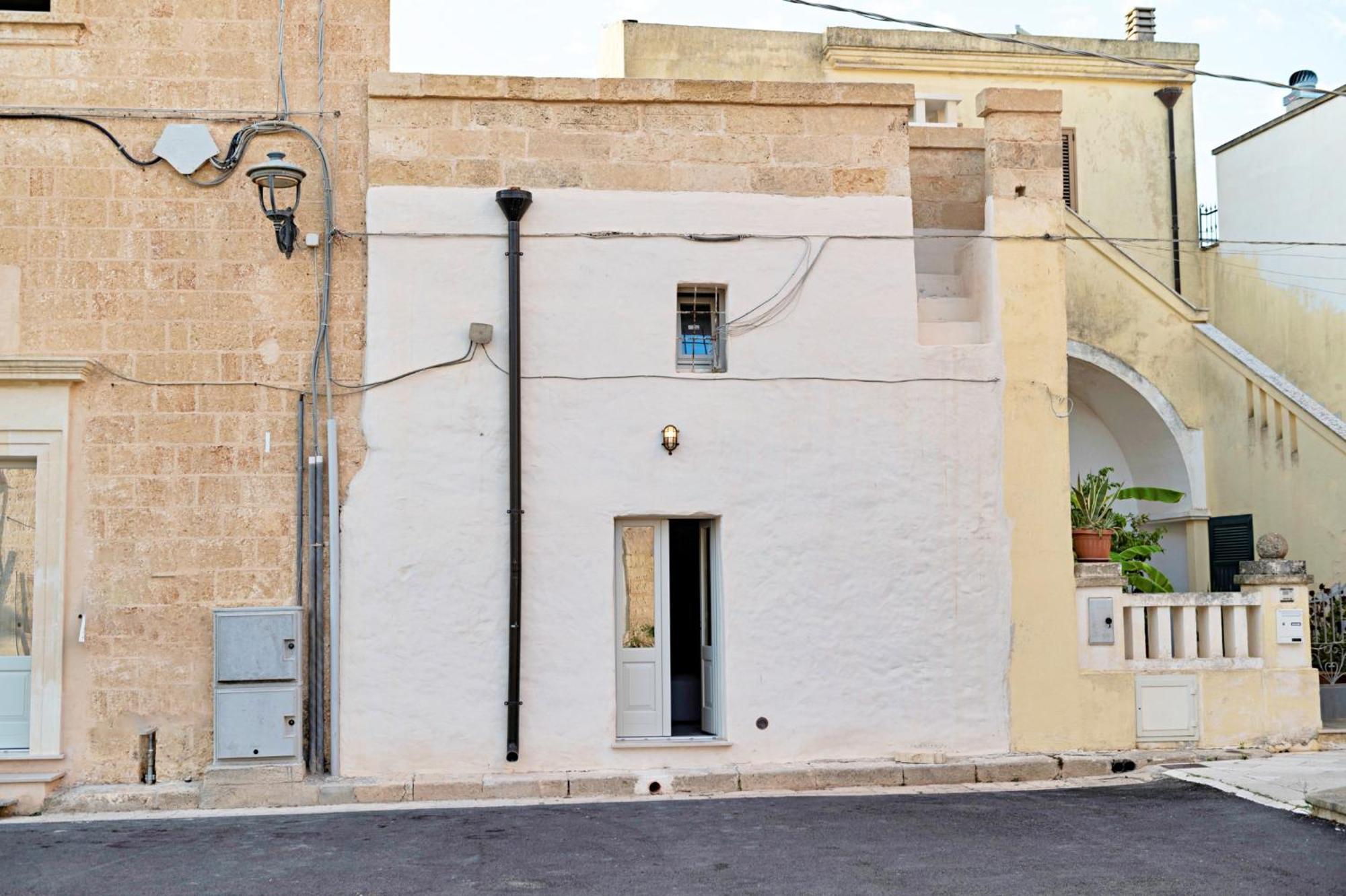 Palazzo Pati Hotel Tiggiano Eksteriør billede