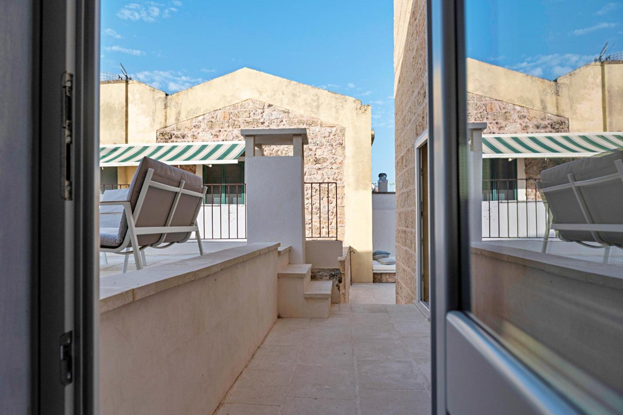 Palazzo Pati Hotel Tiggiano Eksteriør billede