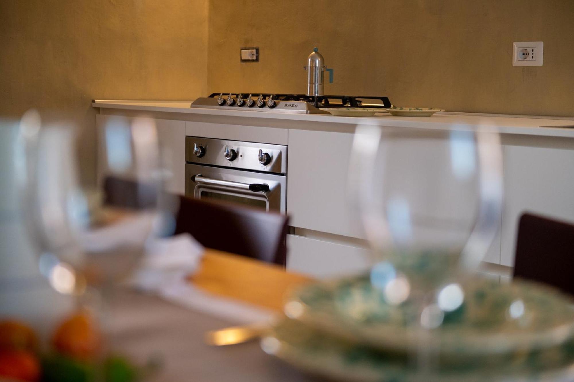Palazzo Pati Hotel Tiggiano Eksteriør billede