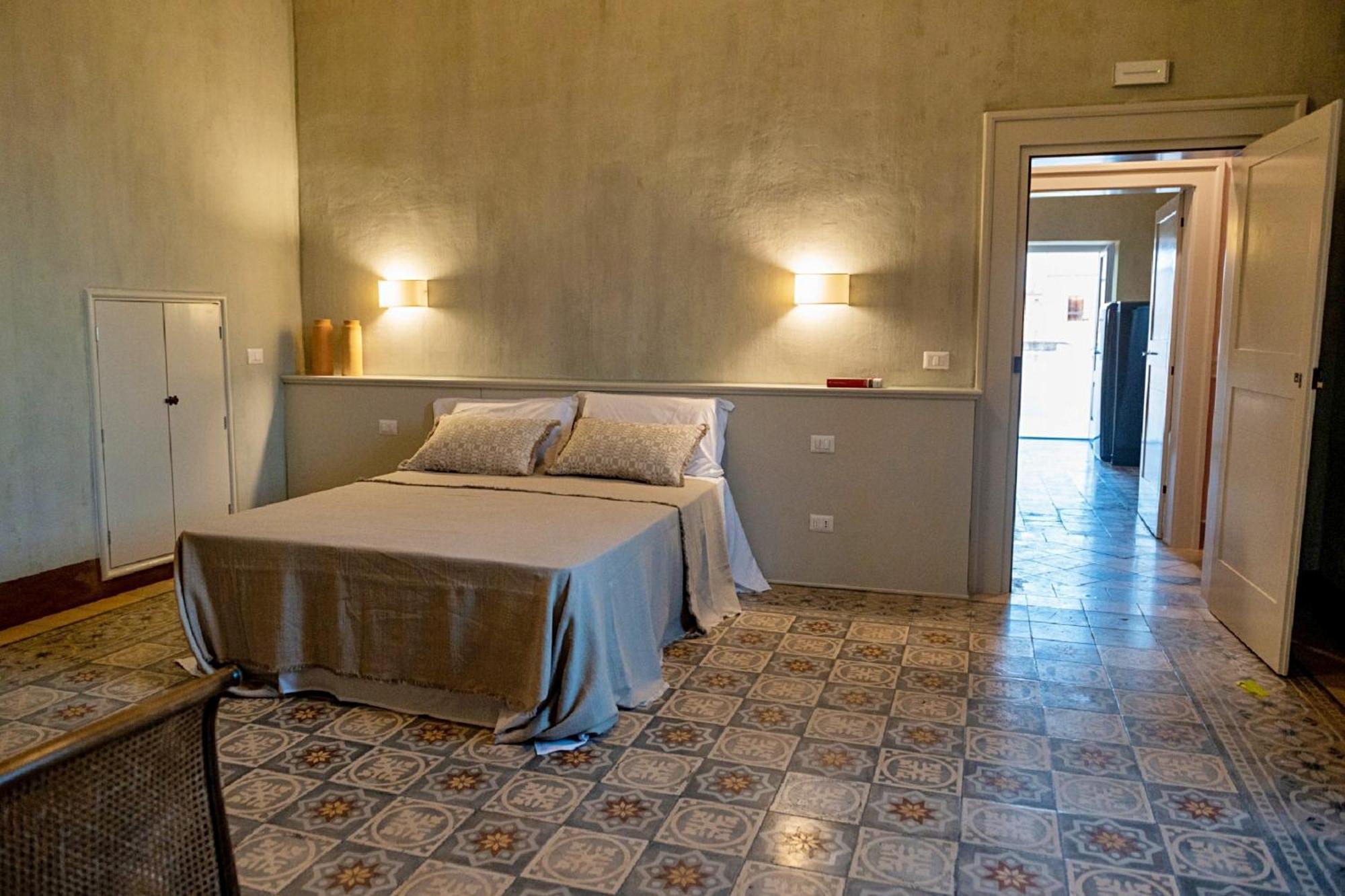 Palazzo Pati Hotel Tiggiano Eksteriør billede