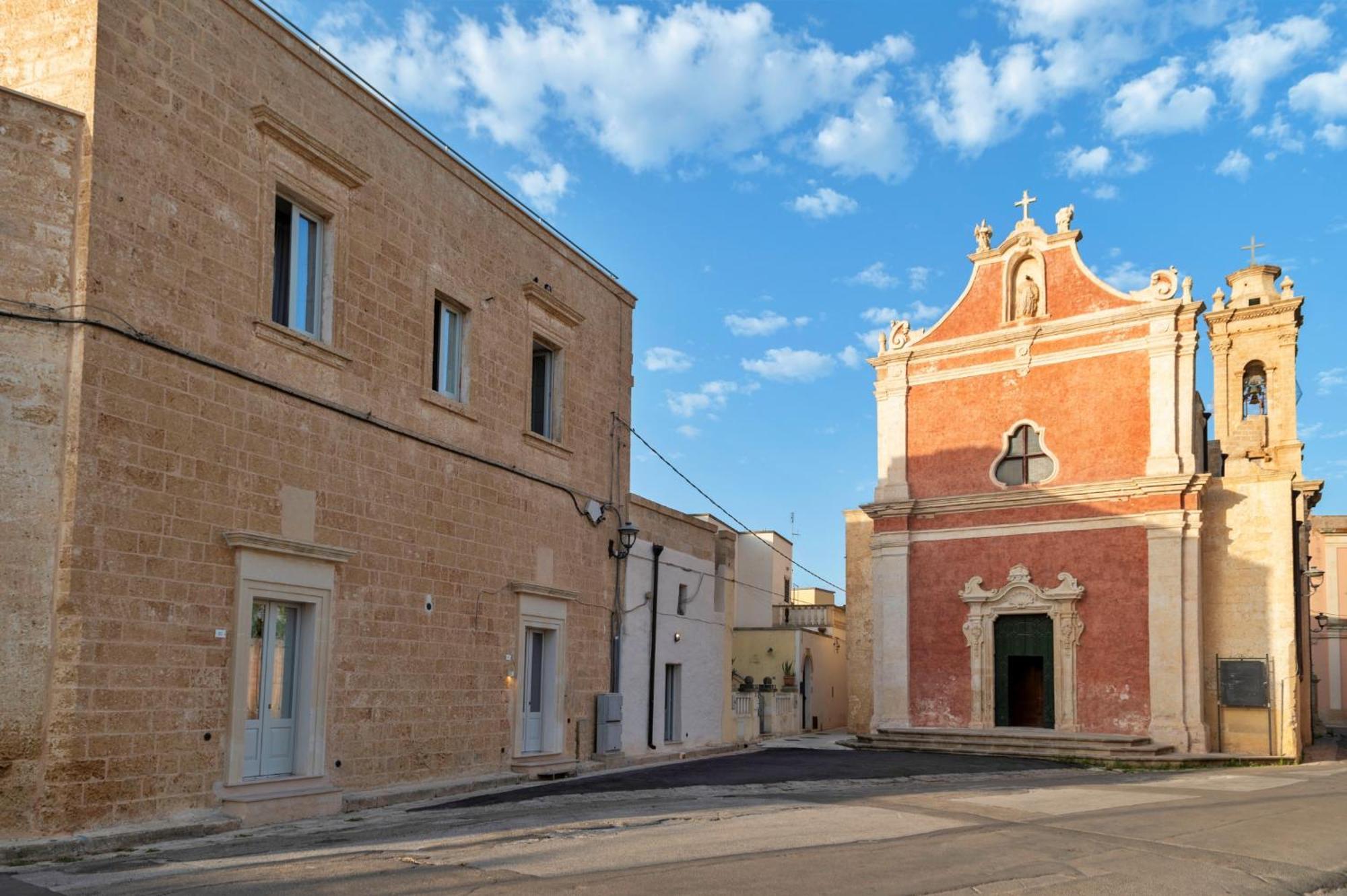 Palazzo Pati Hotel Tiggiano Eksteriør billede