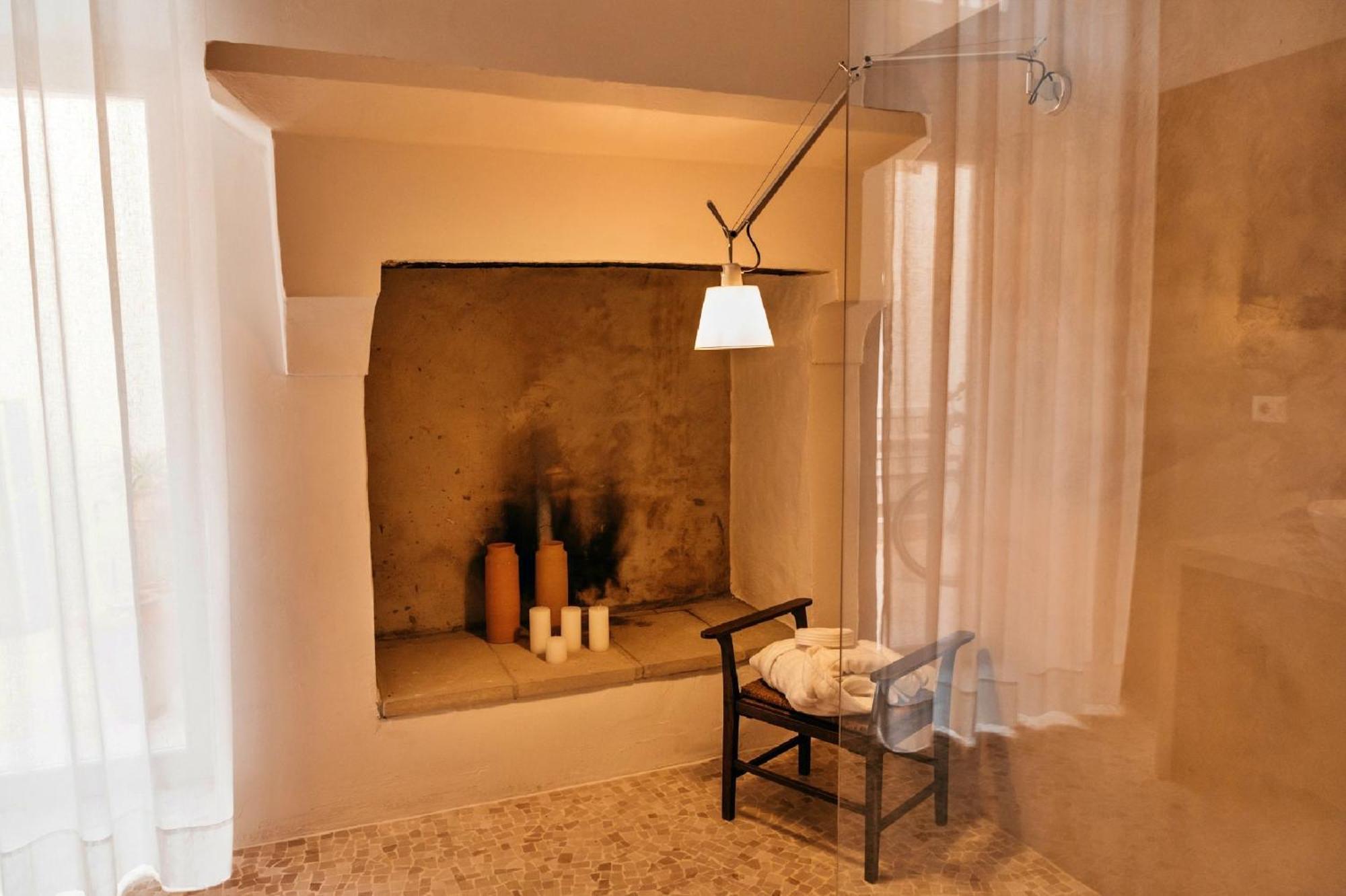 Palazzo Pati Hotel Tiggiano Eksteriør billede