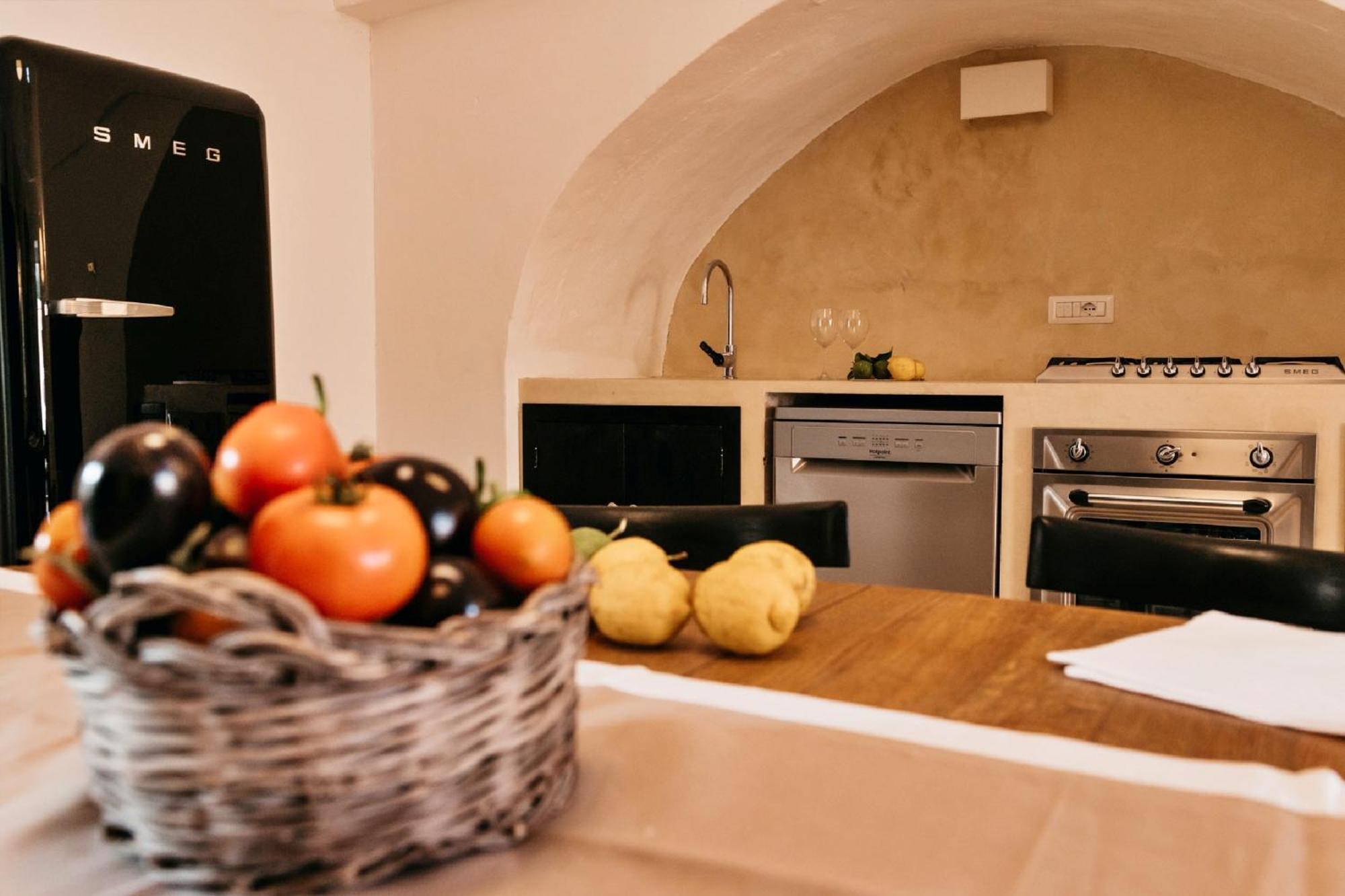 Palazzo Pati Hotel Tiggiano Eksteriør billede