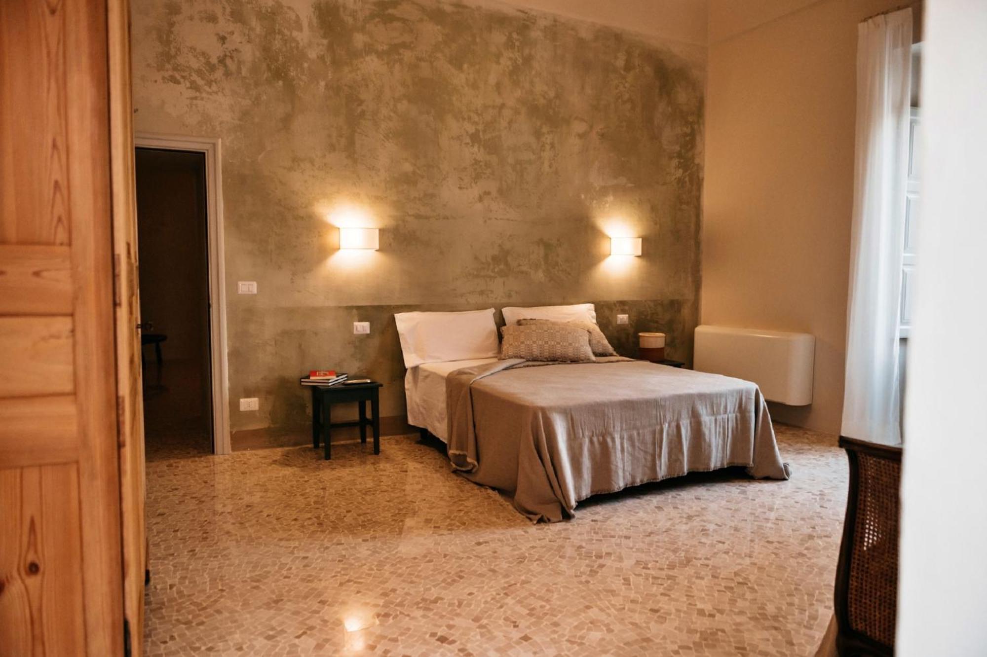 Palazzo Pati Hotel Tiggiano Eksteriør billede