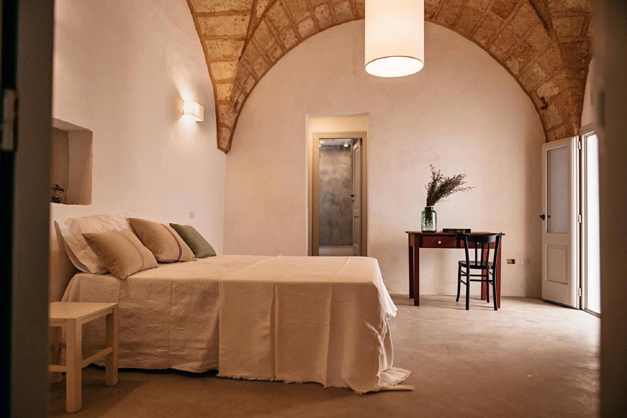 Palazzo Pati Hotel Tiggiano Eksteriør billede
