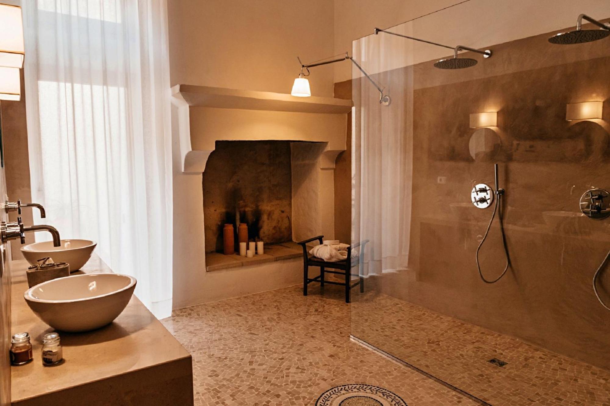 Palazzo Pati Hotel Tiggiano Eksteriør billede